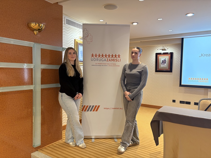 Naši učenici na završnoj konferenciji projekta „Kreativna REakcija za nenasilje” obilježili Dan ružičastih majica